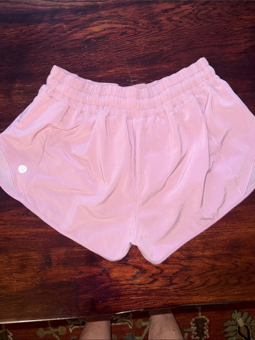 Lululemon hotty hot shorts size 6. 2.5” - Picture 2 of 3
